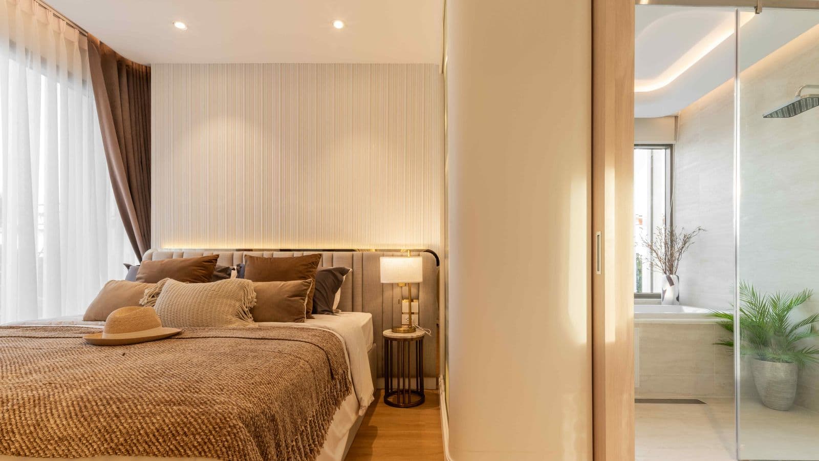 Two Bedroom (77 m²)