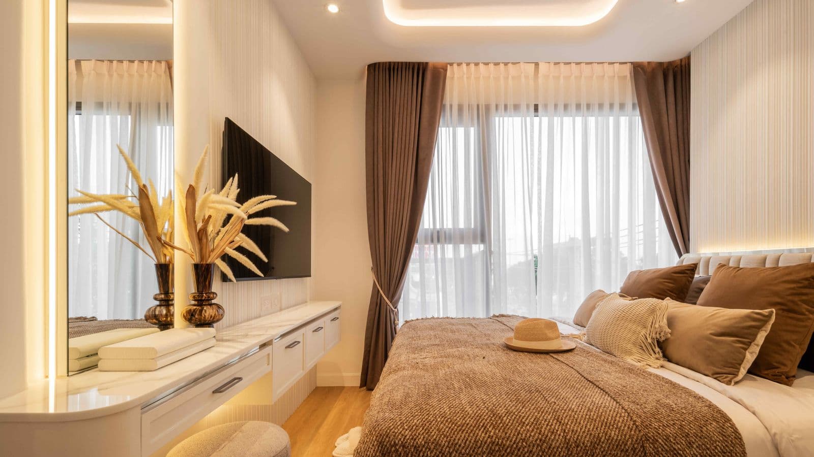 Two Bedroom (77 m²)