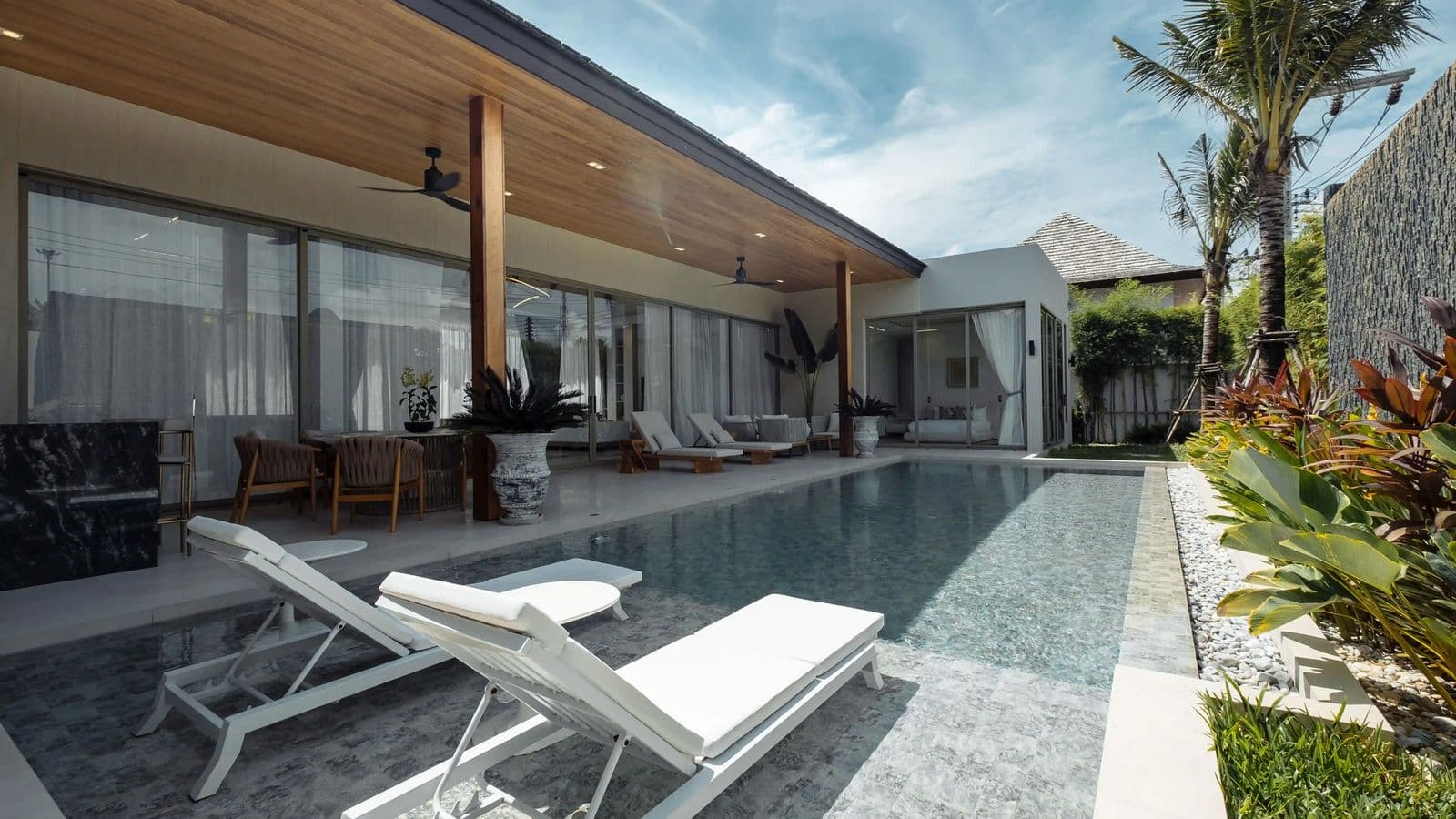 Layan Lucky Villas