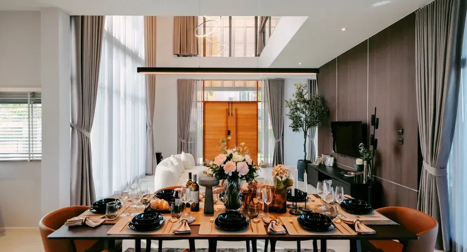 Four Bedroom (469 m²)