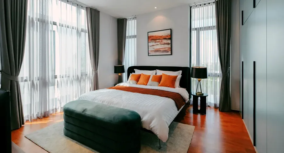 Four Bedroom (469 m²)