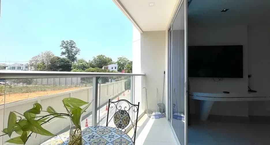 One Bedroom (55 m²)