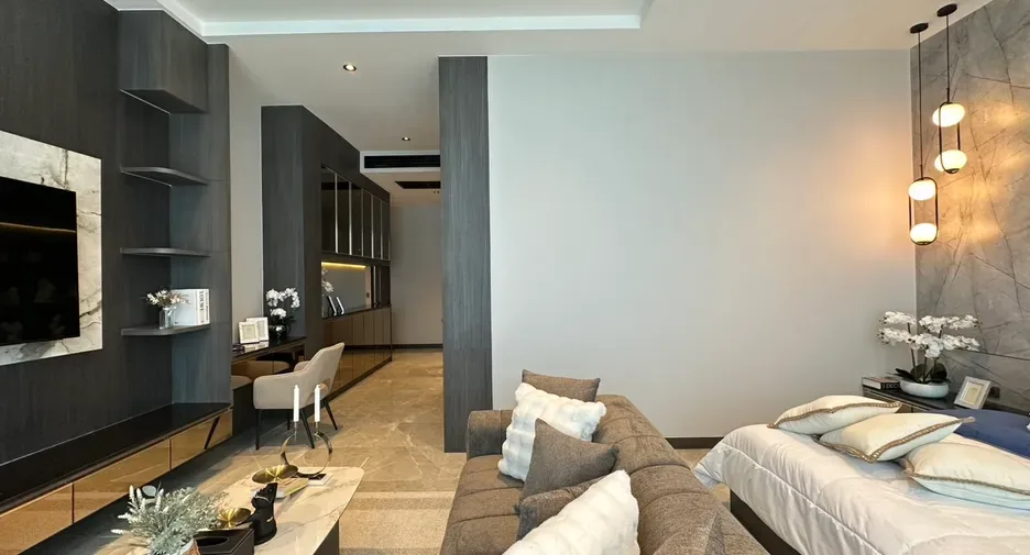 Five Bedroom (451 m²)