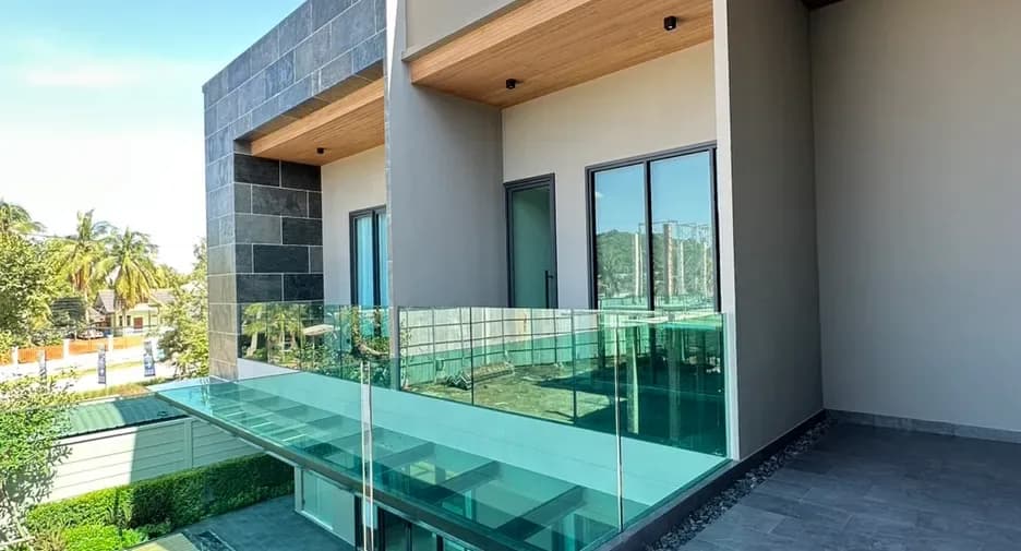 Five Bedroom (451 m²)