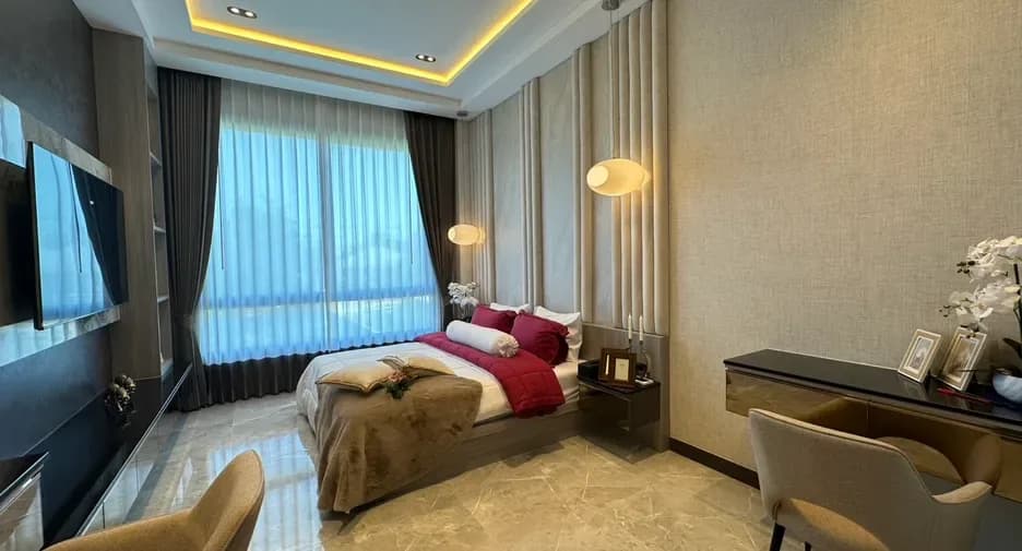 Five Bedroom (451 m²)