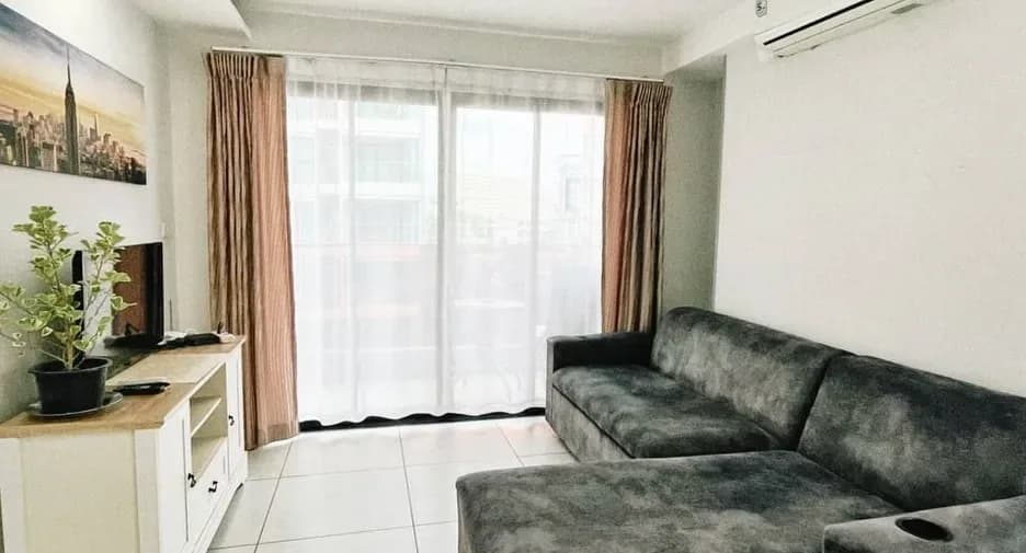 One Bedroom (40 m²)