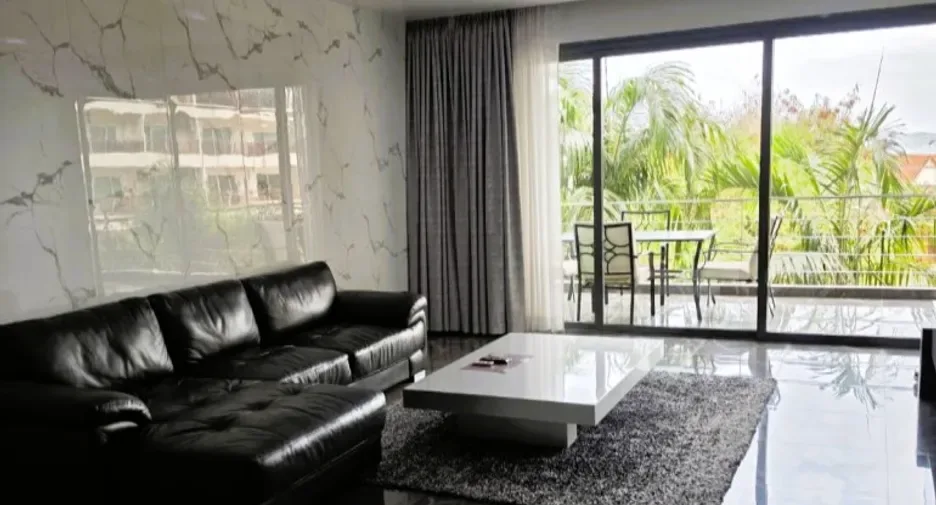 One Bedroom (120 m²)