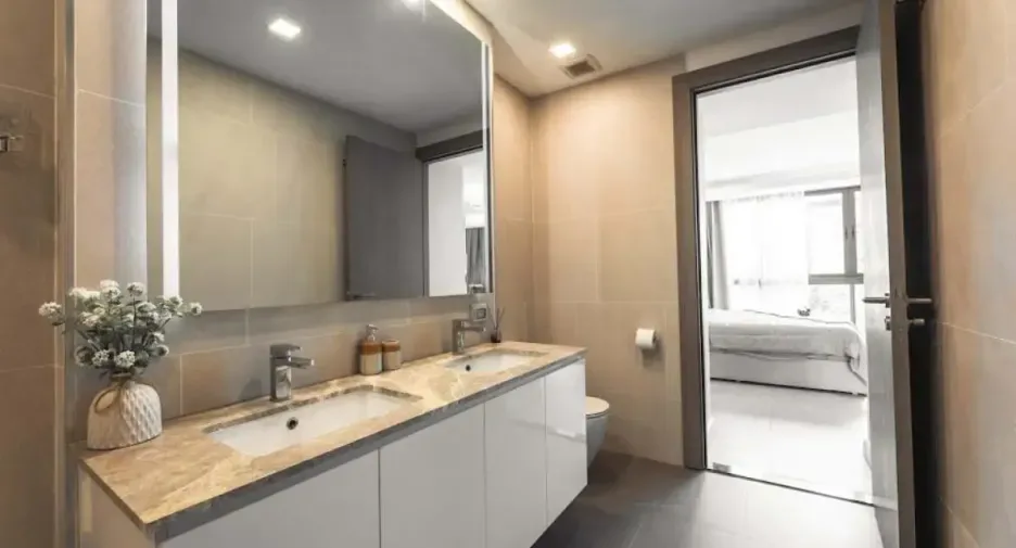 Three Bedroom (140 m²)