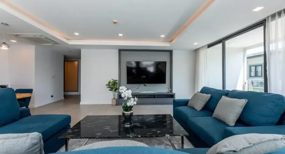 Three Bedroom (140 m²)