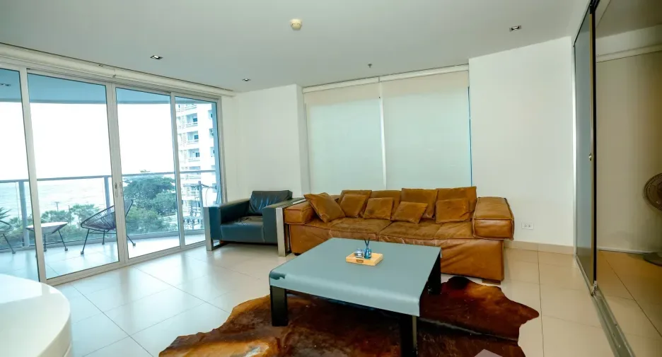 One Bedroom (66 m²)