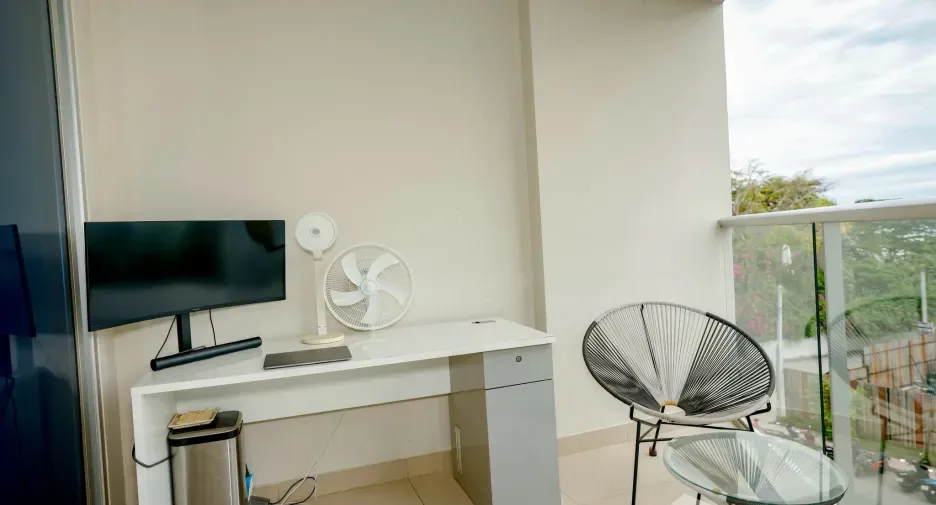 One Bedroom (66 m²)