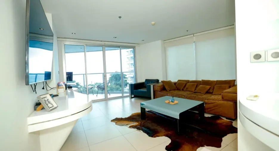 One Bedroom (66 m²)