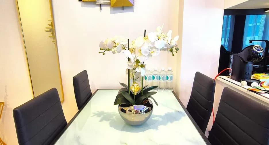Two Bedroom (34 m²)