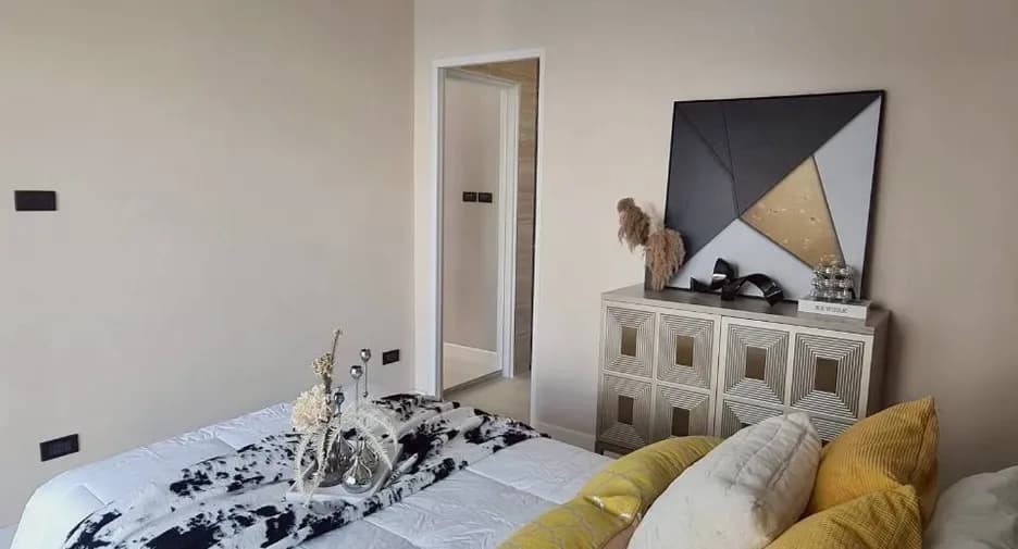 Four Bedroom (367 m²)