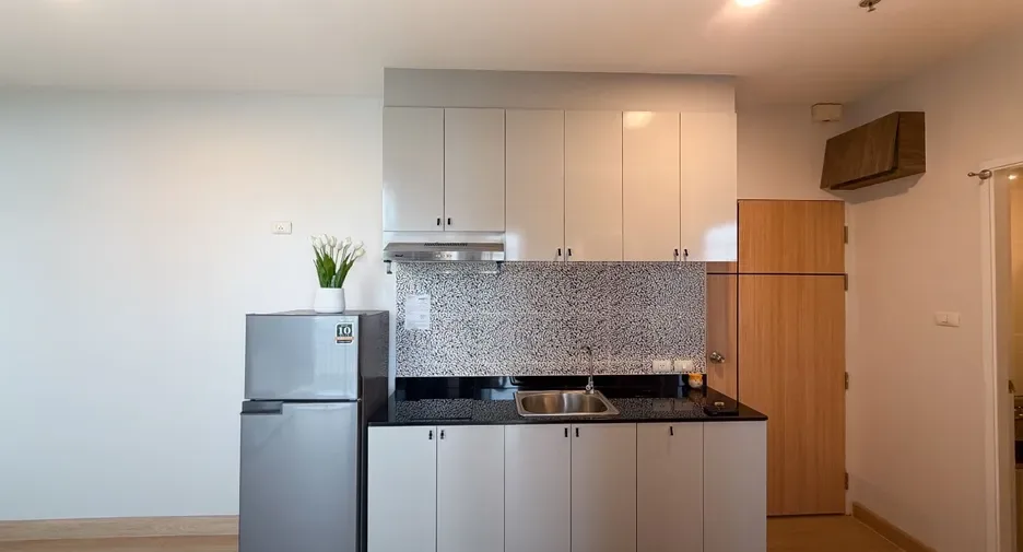 Two Bedroom (39 m²)