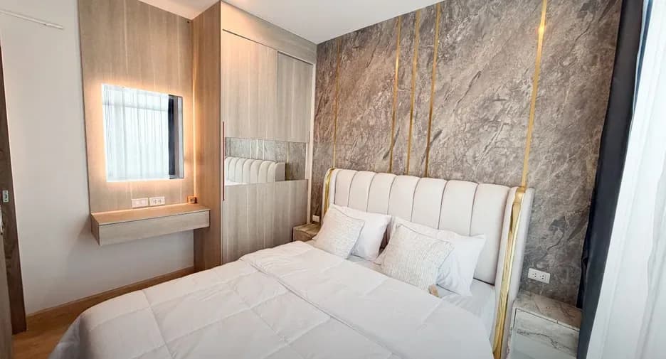 Two Bedroom (39 m²)