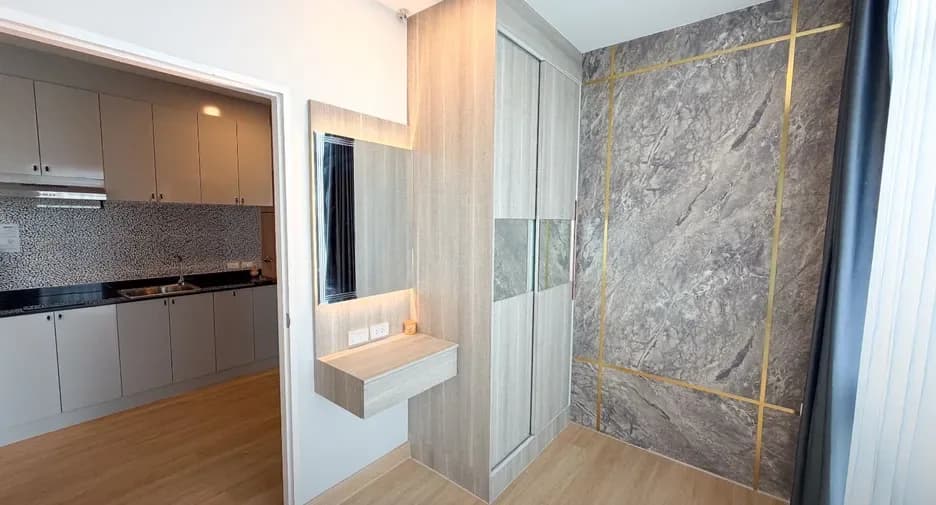Two Bedroom (39 m²)