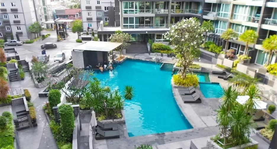 Apus Condo