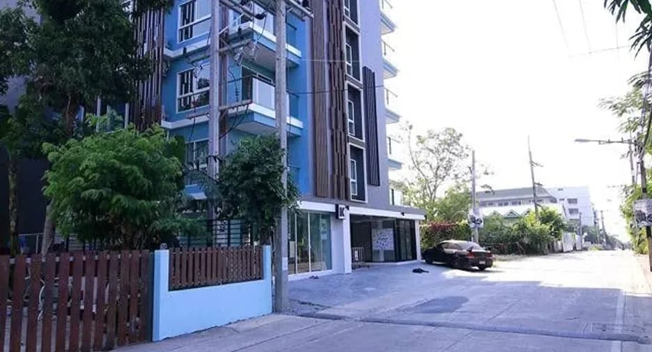 Long beach condo